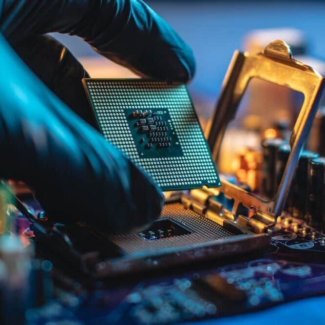 When to Visit Our Lenovo Service Centers for Expert Assistance with Common Laptop Issues lenovo service center fixing a lenovo laptop